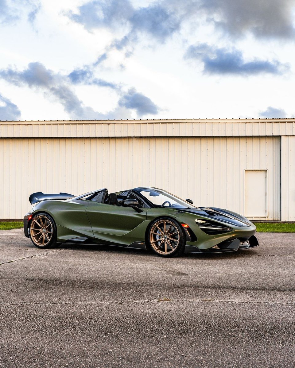 2022 McLaren 765LT Spider loaded with almost $200k in options