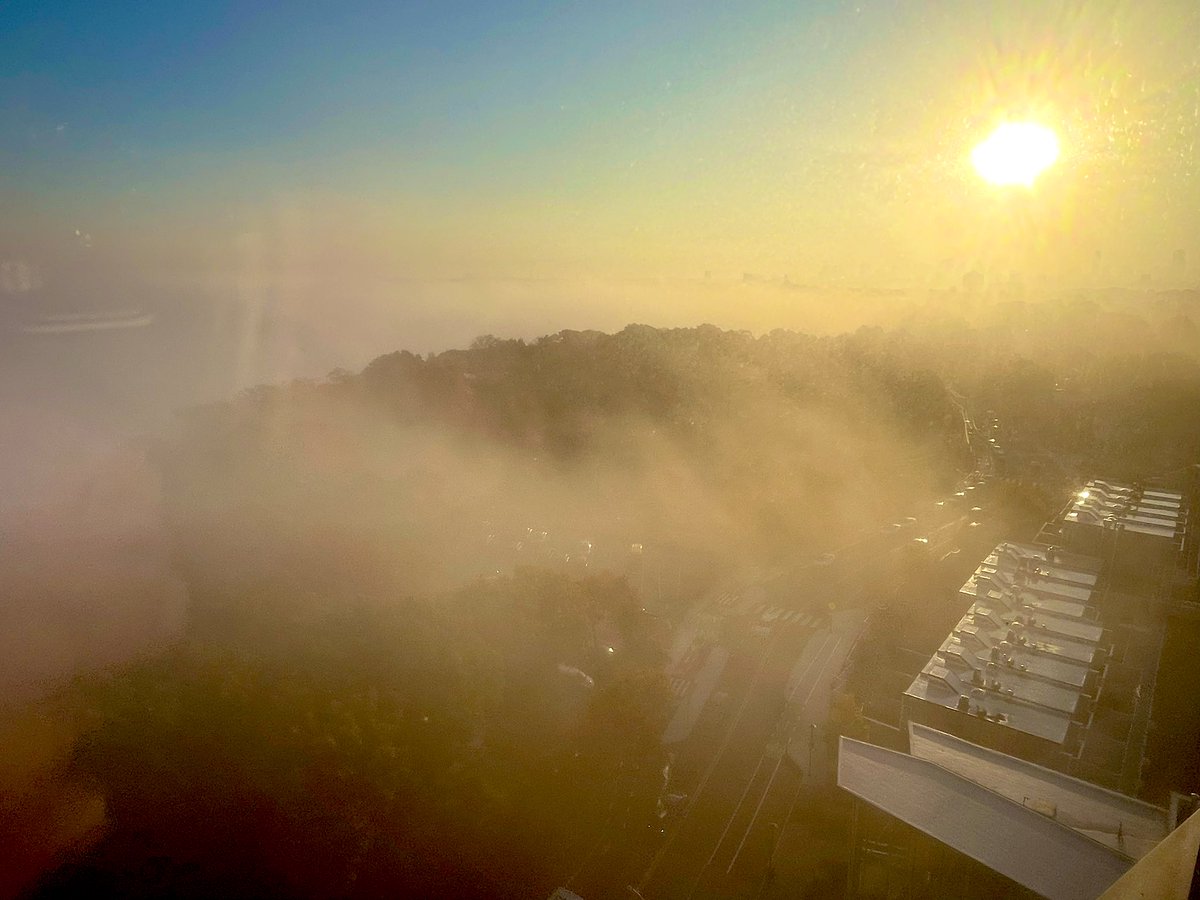 peterpayackpoet's tweet image. #foggy #sunrise
#multicolored #Newengland #Boston #skyline #reflections
#Cambridge #Freshpond #fallfoliage @ericfisher @Pamelanbcboston
@ShiriSpear
@Met_CindyFitz @laabs
@weatherchannel @PeteNBCBoston
@NewEnglandInfo @sarahwroblewski
#followingnecn @antoinetteA
@Pamelanbcboston