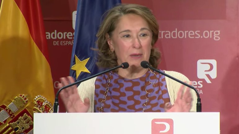 Registradores de España (@registrador_es) on Twitter photo "(...) enhorabuena al <a href="/ConsejoEstadoEs/">Consejo de Estado</a> por la consecución de este premio, hacer un reconocimiento a su director y a su equipo por el empeño que ponen y gracias a todos por honrarnos con su presencia aquí hoy".
Belén Merino
Decana <a href="/decanatomadrid/">Registradores Decanato Madrid</a> "(...) enhorabuena al <a href="/ConsejoEstadoEs/">Consejo de Estado</a> por la consecución de este premio, hacer un reconocimiento a su director y a su equipo por el empeño que ponen y gracias a todos por honrarnos con su presencia aquí hoy".
Belén Merino
Decana <a href="/decanatomadrid/">Registradores Decanato Madrid</a>