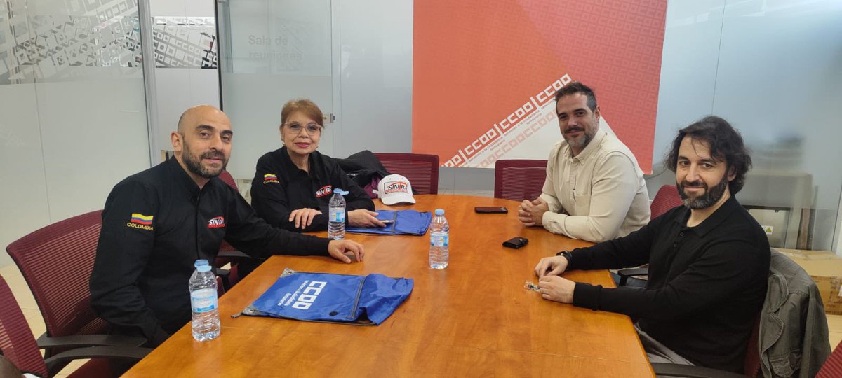 SINTRATRANSMILENIO tweet media