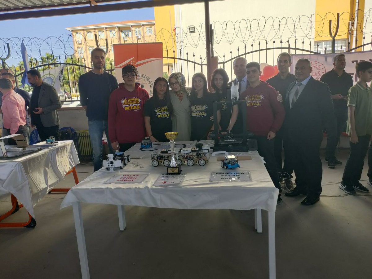 AkdenizilceMem's tweet image. Akdeniz Kodluyor...
14-27 Ekim EUCodeweek etkinlikleri kapsamında tüm eğitim kademelerimizde 
kodlama etkinlikleri yapılıyor.
👩💻Ortak Etkinlik Kodumuz: "cw24-9LvPF"
#EUCodeWeek #EUCodeweek  #codeweekturkiye
#akdenizkodluyor
@tcmeb @Yusuf__Tekin  @CodeweekTurkiye @AkdenizilceMem