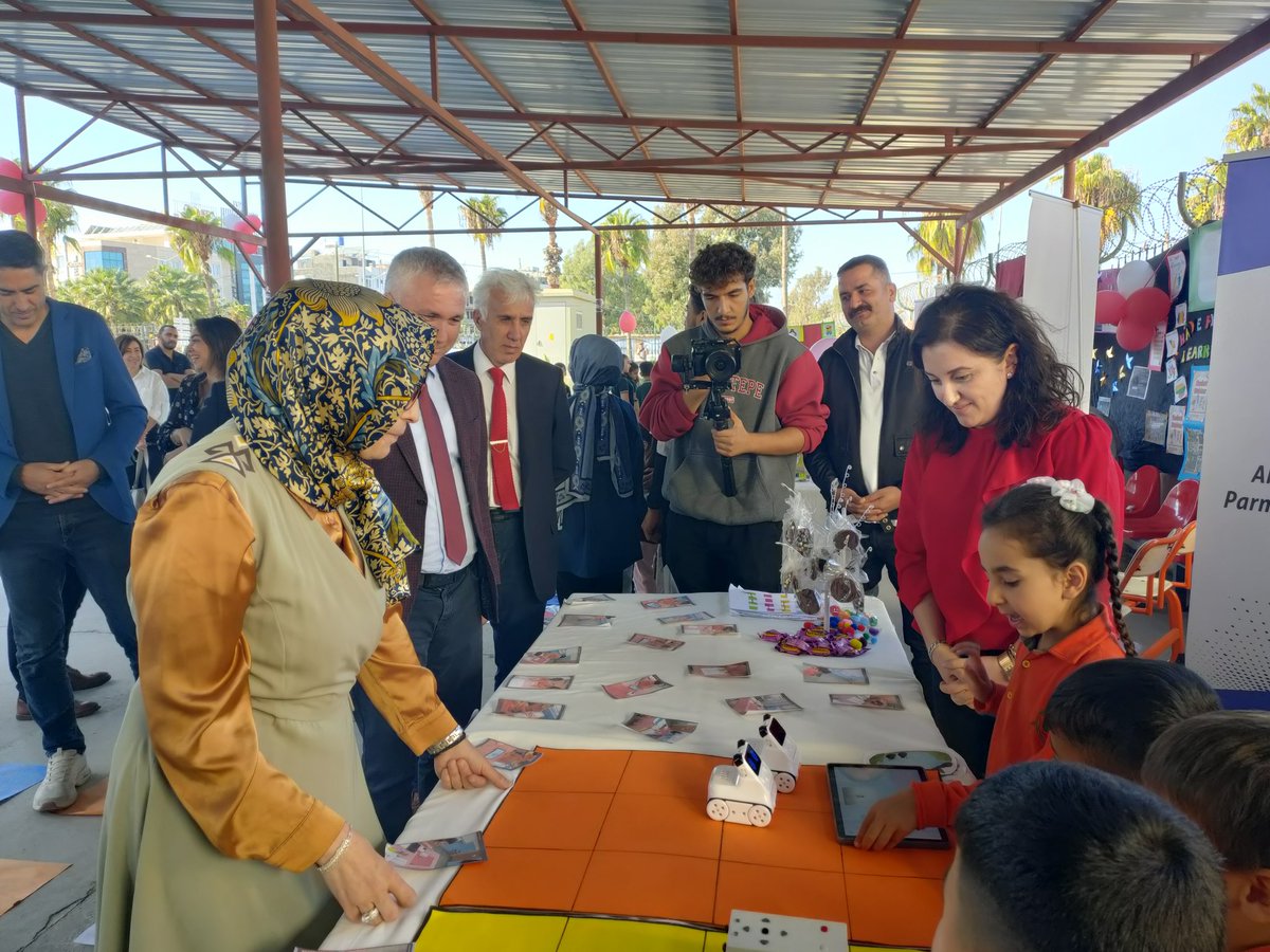AkdenizilceMem's tweet image. Akdeniz Kodluyor...
14-27 Ekim EUCodeweek etkinlikleri kapsamında tüm eğitim kademelerimizde 
kodlama etkinlikleri yapılıyor.
👩💻Ortak Etkinlik Kodumuz: "cw24-9LvPF"
#EUCodeWeek #EUCodeweek  #codeweekturkiye
#akdenizkodluyor
@tcmeb @Yusuf__Tekin  @CodeweekTurkiye @AkdenizilceMem