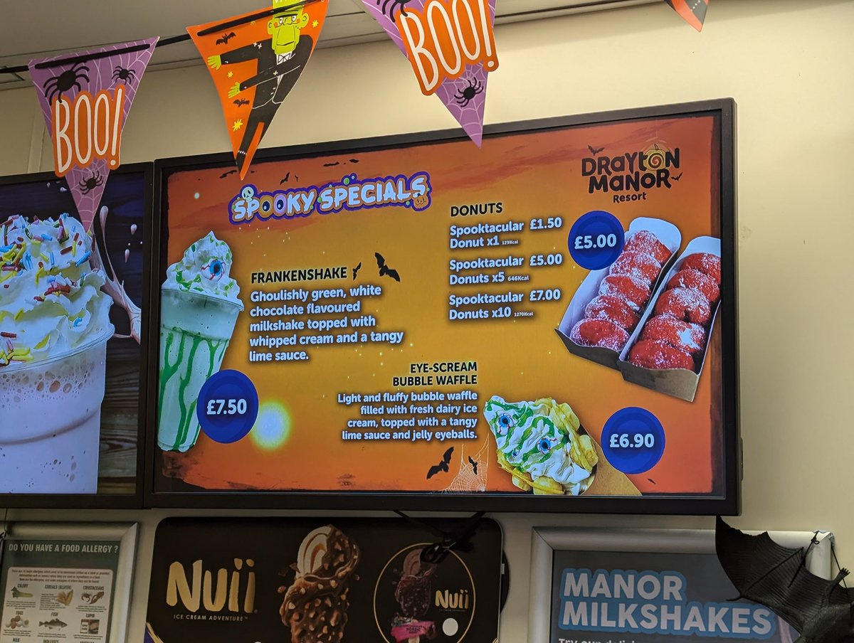 DraytonTalk's tweet image. Some of this year&apos;s Spooky Specials at @DraytonManor !

Some very delicious treats on offer this season. Will you try any?

#DraytonManor #FoodandDrink #Spookyspecial #yummy