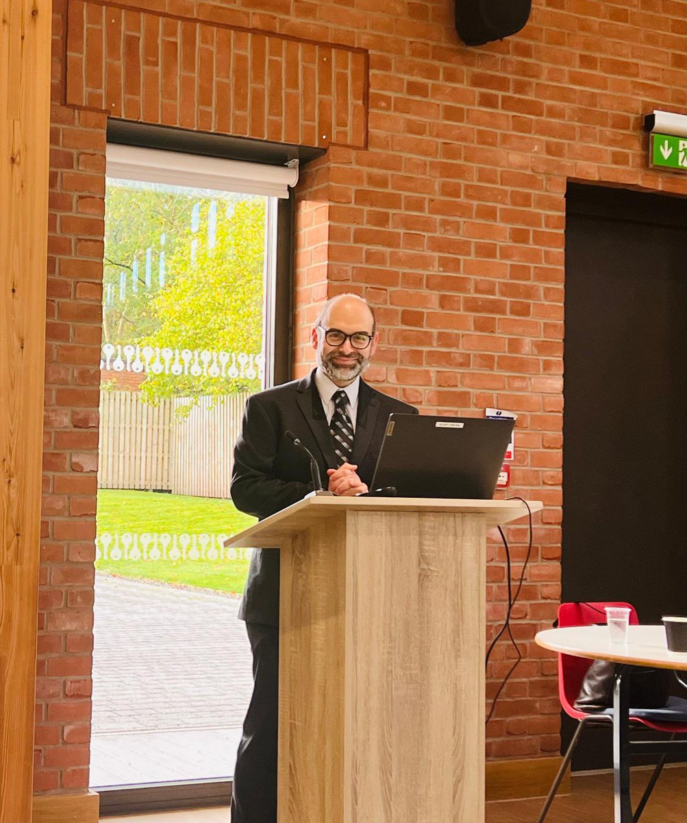 Manchester Royal Eye tweet media