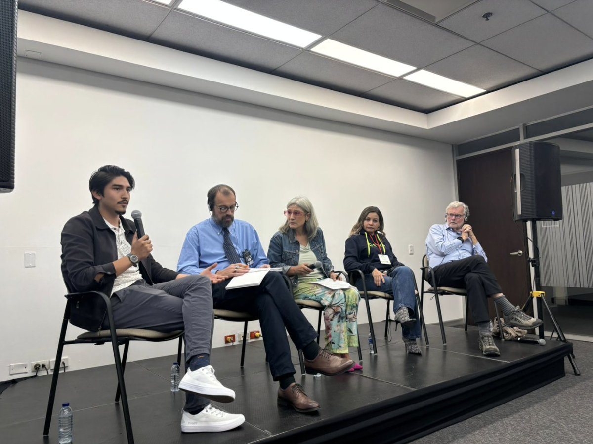 Earlier this month, representatives of the Youth Coalition participated in Bogota's Road Safety Week 🚦

The representatives joined discussions that put focus on the experiences young road users have on the road, with a special focus on young motorcycle drivers in Bogota.

(1/n)