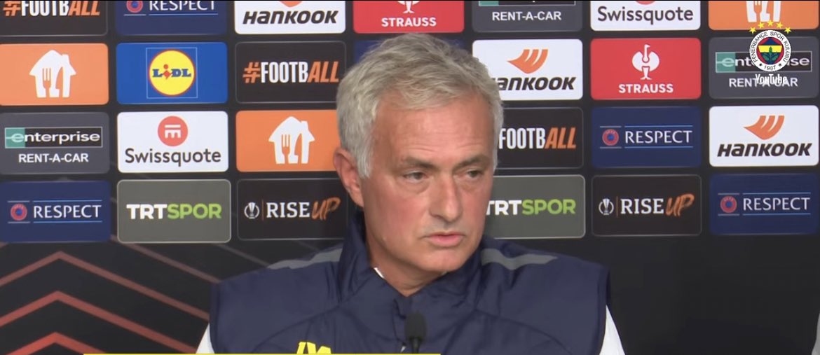 StretfordPaddck's tweet photo. 🚨🗣️ Jose Mourinho on #MUFC: “Maybe you English guys think I’m bluffing or playing mind games, but they have a better team than the results are showing.

“I’ve studied them the maximum I could with my staff and sooner or later they will succeed.” https://t.co/qoGyWpa1nJ