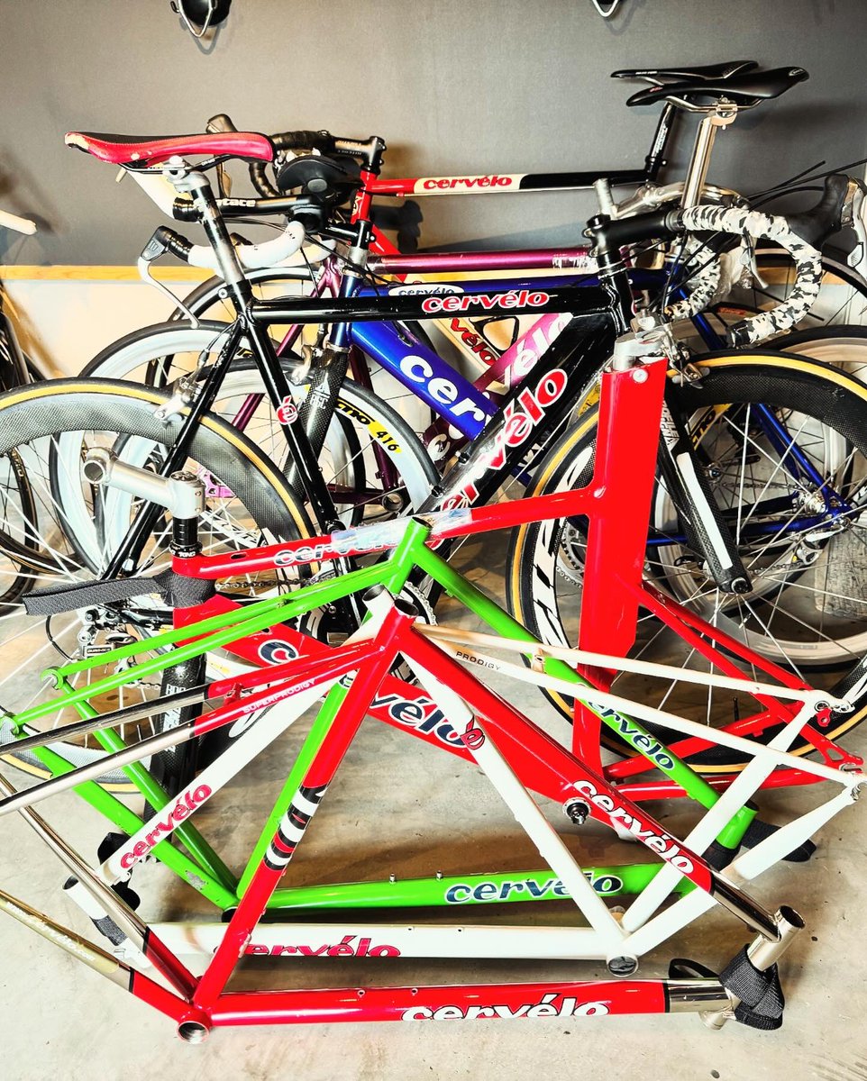 YKMickar's tweet photo. ビンテージCerveloコレクションという超ニッチな趣味のアカウントです。収集癖が完治するまでの記録用。奥日光をこよなく愛しています。 https://t.co/PTTh6R7PP8