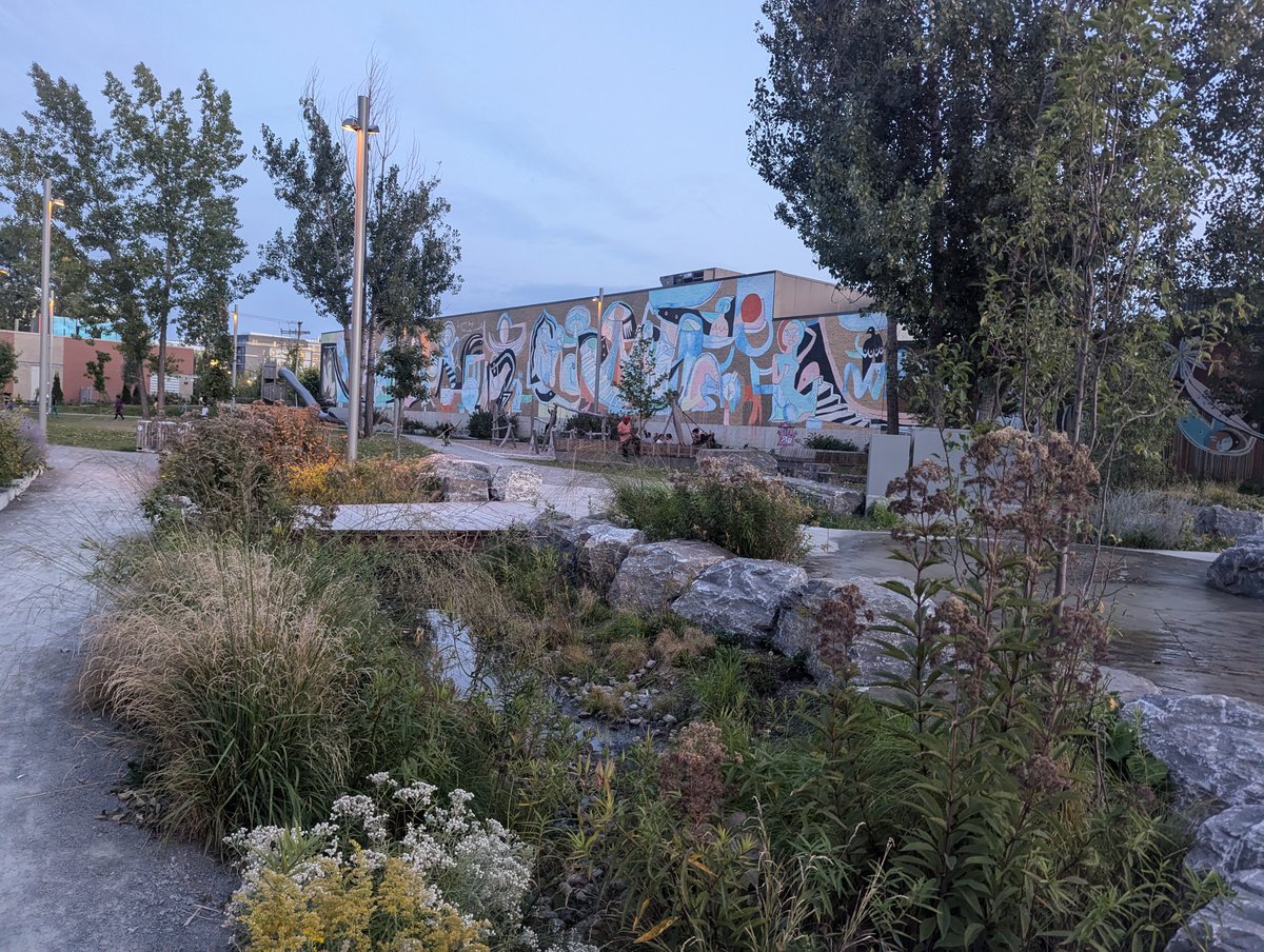 Merci <a href="/Val_Plante/">Valérie Plante</a> notamment pour le parc Dickie-Moore qui est tellement apprécié dans notre quartier.