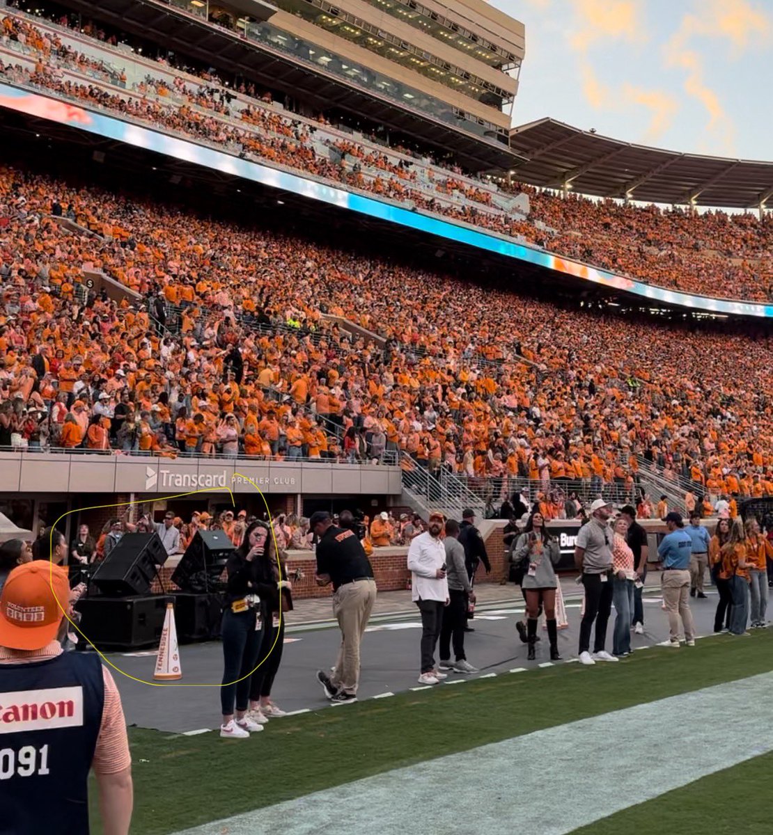 PCGreenfield's tweet image. Here is a picture of one of the speakers at Neyland that pumps in crowd/band noise