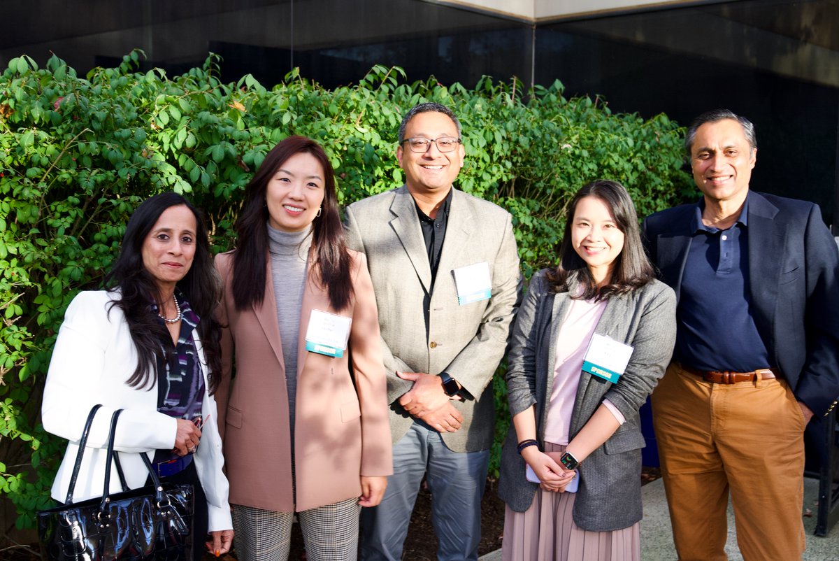 BioNJ_Org's tweet image. Thank you to all who came out last week for BioNJ’s Entrepreneur Exchange – offering the perfect environment for networking and collaboration. Thank you to our host Genscript and supporting partner Middlesex County.#EntrepreneurExchange #GenScript #MiddlesexCounty