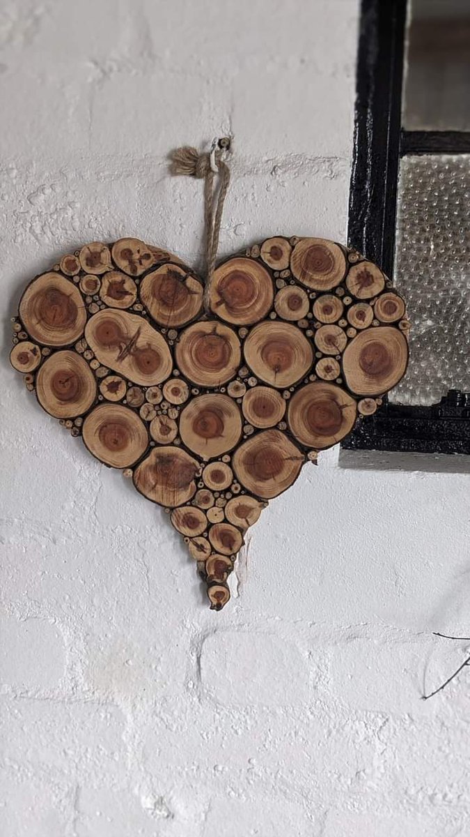 🙌 EnJOY choosing gifts with 10% off all items from #Perthshire Artisans from 27th Oct - 10th Nov!  ❤️ Offer exclusive to our Newsletter readers only, discount code included in our next  newsletter of 27th Nov, so make sure you sign up now! buff.ly/3phaKvS