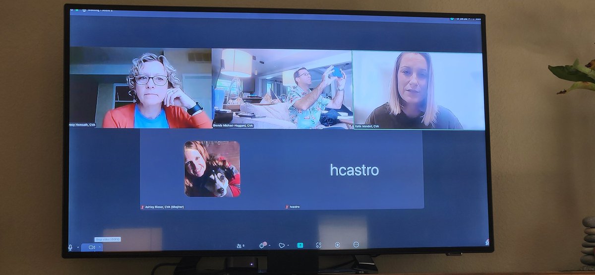 AliveTulsa's tweet photo. Great Local/Group Discussion off of #SarahSukhram 's #KnowYourAudience presentation for #VMHCTable #VMHC2024 #VMHC24 !

#LoVols @tulsasouthsider https://t.co/PnLqe5ss2Z