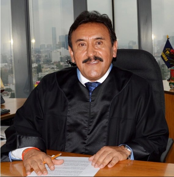 monybretchaira's tweet image. El flamante juez que protege a Salinas para no pagar