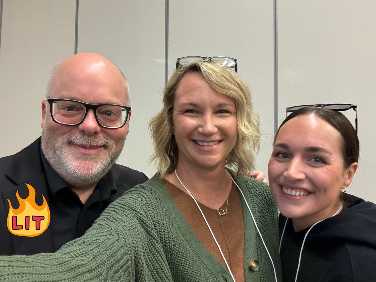 Mariah Schroder tweet media