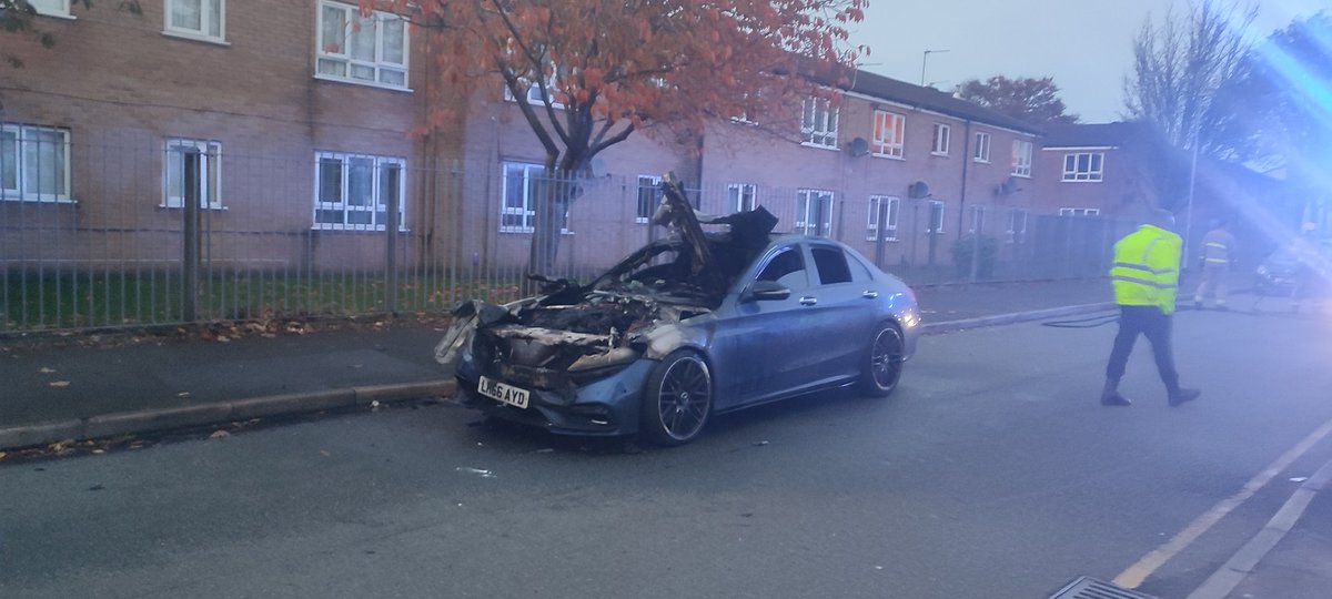 sreeni_reddy's tweet photo. @blogpreston The Mercedes on fire in Miller Rd has been put out, Road is now re opened https://t.co/UPhYTyU5kG