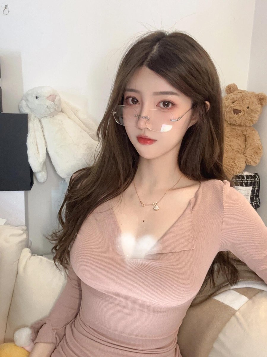 The reason why a great man is great is that he resolves himself to be a great man