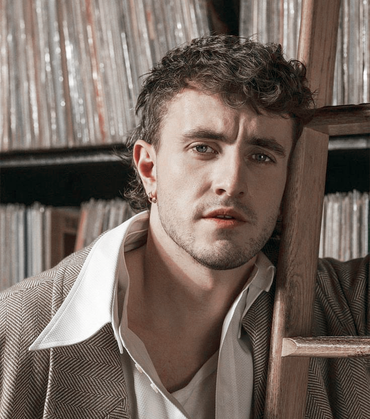 SILVERCREEKRM's tweet photo. ᅠᅠᅠᅠᅠᅠ

         SE BUSCA A . . .

         ⸻ Alfie Sullivan.
         ⸻ 26 años.
         ⸻ Nacido en Silver Creek.
         ⸻ Trabaja en el hotel.
         ⸻ fc sugerido: Paul Mescal.

ᅠᅠᅠᅠᅠᅠ https://t.co/G3RX3JjvKh