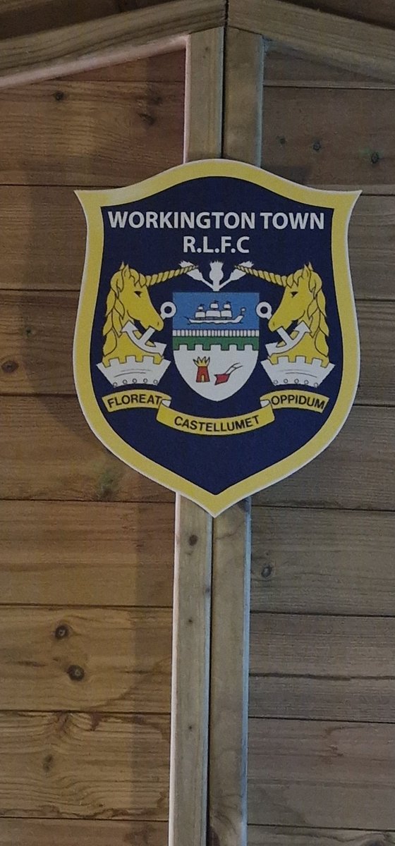 Ooo.. new <a href="/WorkingtonTown/">Workington Town</a> addition to #theshed , it's signed a lifetime contract 🔵⚪️