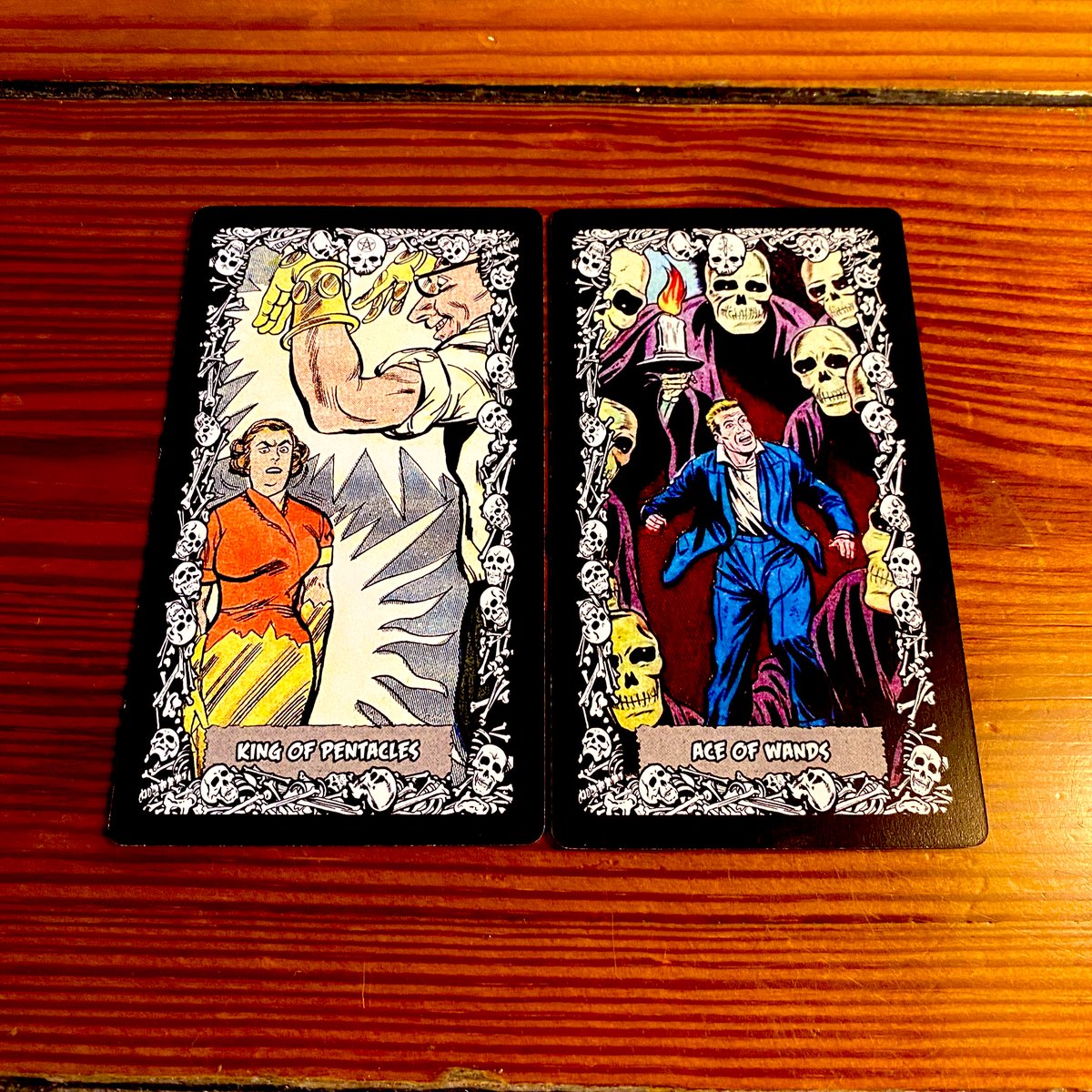 Tarot Cards in Coffee Shops tweet media