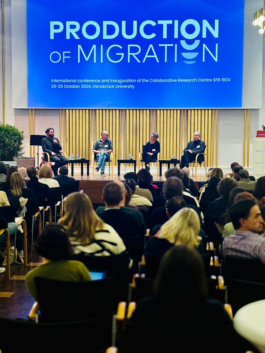 IMIS (@imis_uos) on Twitter photo #SFB1604-Konferenz: Es diskutieren <a href="/AladinMafaalani/">Aladin El-Mafaalani</a>, Stephan Lessenich (<a href="/goetheuni/">Goethe-Universität</a>), <a href="/janineDahinden/">Janine Dahinden - also janine.dahinden.bsky.social</a> und Thomas Groß (<a href="/UniOsnabrueck/">Uni Osnabrück</a>) über "#Migration als Mutter aller Themen" in der öffentlichen Debatte u. welche Herausforderungen sich daraus für die #Migrationsforschung ergeben #SFB1604-Konferenz: Es diskutieren <a href="/AladinMafaalani/">Aladin El-Mafaalani</a>, Stephan Lessenich (<a href="/goetheuni/">Goethe-Universität</a>), <a href="/janineDahinden/">Janine Dahinden - also janine.dahinden.bsky.social</a> und Thomas Groß (<a href="/UniOsnabrueck/">Uni Osnabrück</a>) über "#Migration als Mutter aller Themen" in der öffentlichen Debatte u. welche Herausforderungen sich daraus für die #Migrationsforschung ergeben