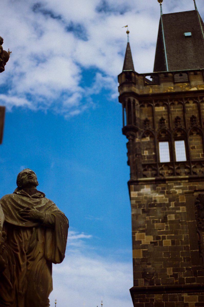 Jour 23 - Sculpture 

#31themesAnalogChallenge