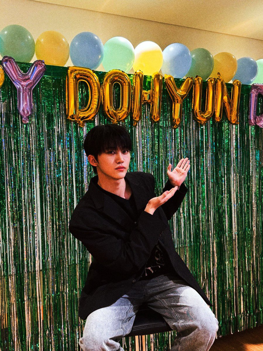 [#도현]
많은 축하를 받을 수 있게 만들어줘서 고마워요! 덕분에 오늘 하루의 마무리까지 잘하고 있어요:)

#루네이트 #LUN8