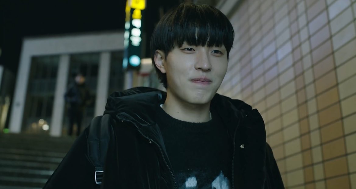 ljscentric's tweet photo. call me go young or wtv cause i’d kiss this face the first time seeing him then and there too https://t.co/63mmozgeAb
