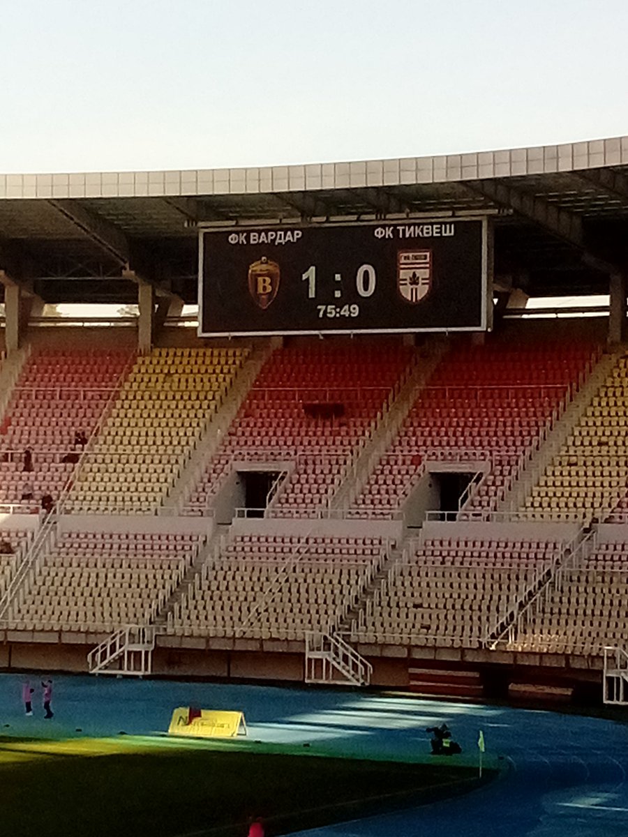 Гооооллллл 1:0 за ВАРДАР !!!
❤️🖤