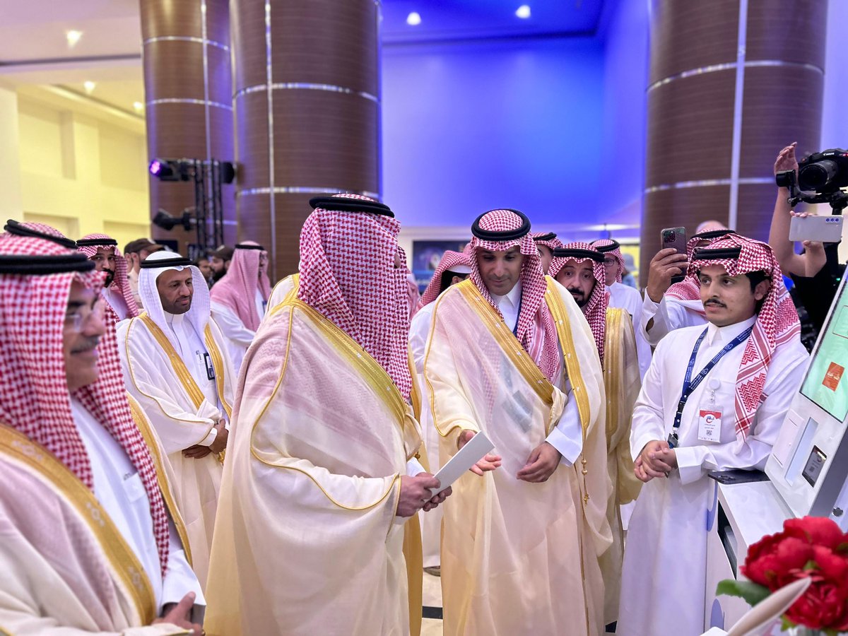 اطـــبـــع لـــي (@atabelii) on Twitter photo يسرنا في "اطبع لي" المشاركة في حفل تخرج دفعة 2024 من كلية الجبيل الصناعية ومعهد الجبيل التقني، تحت رعاية صاحب السمو الملكي الأمير سعود بن نايف بن عبدالعزيز، أمير المنطقة الشرقية.
<a href="/RCJY_Intl/">Royal Commission for Jubail & Yanbu -International</a>
#اطبع_لي
#كلية_الجبيل_الصناعية يسرنا في "اطبع لي" المشاركة في حفل تخرج دفعة 2024 من كلية الجبيل الصناعية ومعهد الجبيل التقني، تحت رعاية صاحب السمو الملكي الأمير سعود بن نايف بن عبدالعزيز، أمير المنطقة الشرقية.
<a href="/RCJY_Intl/">Royal Commission for Jubail & Yanbu -International</a>
#اطبع_لي
#كلية_الجبيل_الصناعية