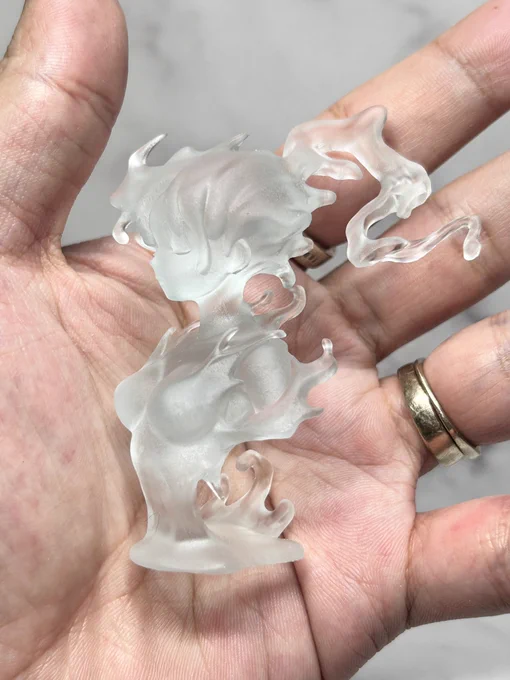 エレメントガールズ 「水少女」「炎少女」(キット版) 光る台座キットは別売りです。 WEBショップただいま準備中です。 水少女(キット版) 炎少女(キット版) #エレメントガールズ