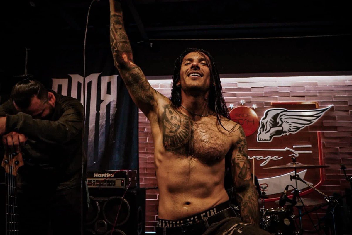 Regresamos a #Ocotlán este viernes en Garage Stage donde estaremos festejando el #LiveIV de Vilett Rehearsal Room.

Junto a Enemy906 Vilett Liberation David Briseño

Será un show especial para nosotros donde estaremos celebrando también 10 años de existencia. ¡No Falten!