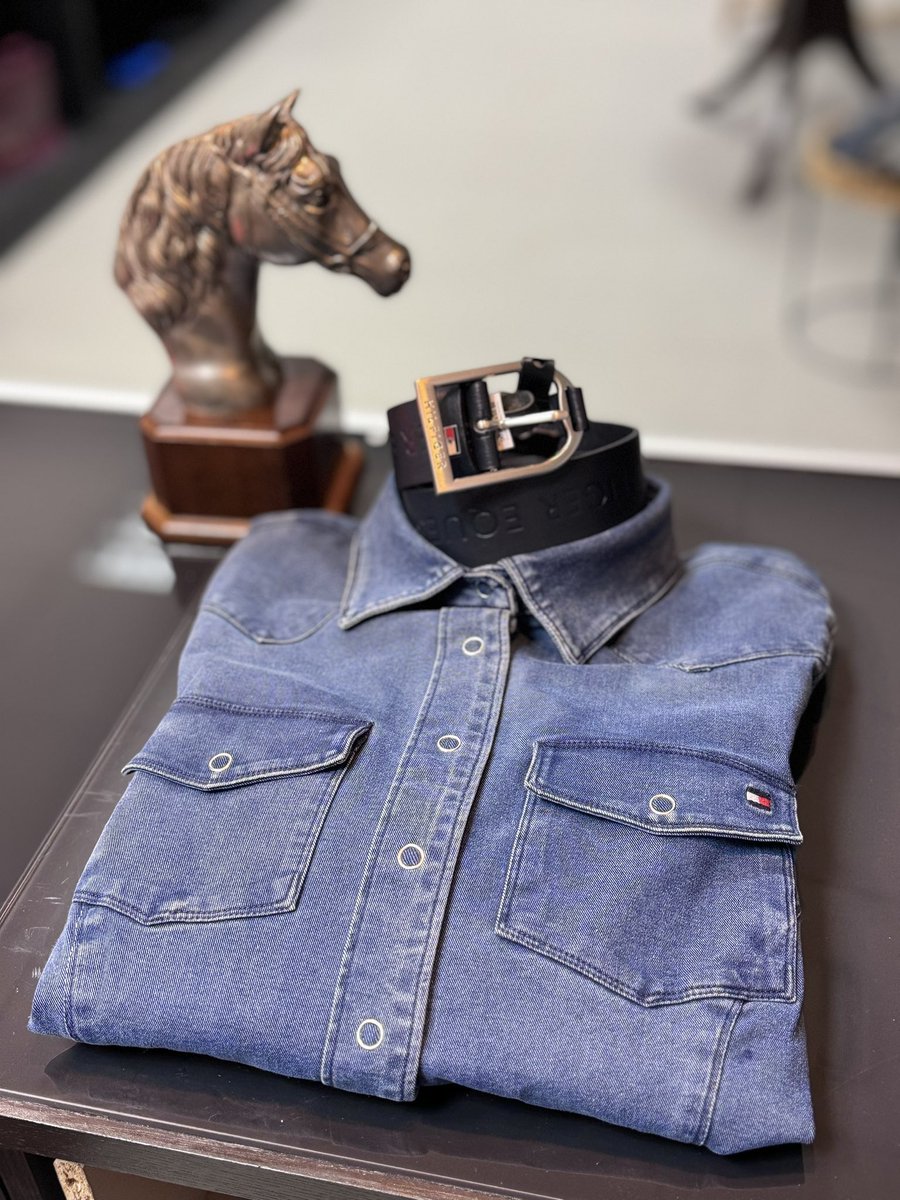 Tommy Hilfiger Equestrian denim shirt ✨👌 so classic, so stylish!

#EquestrianLuxuryFashion