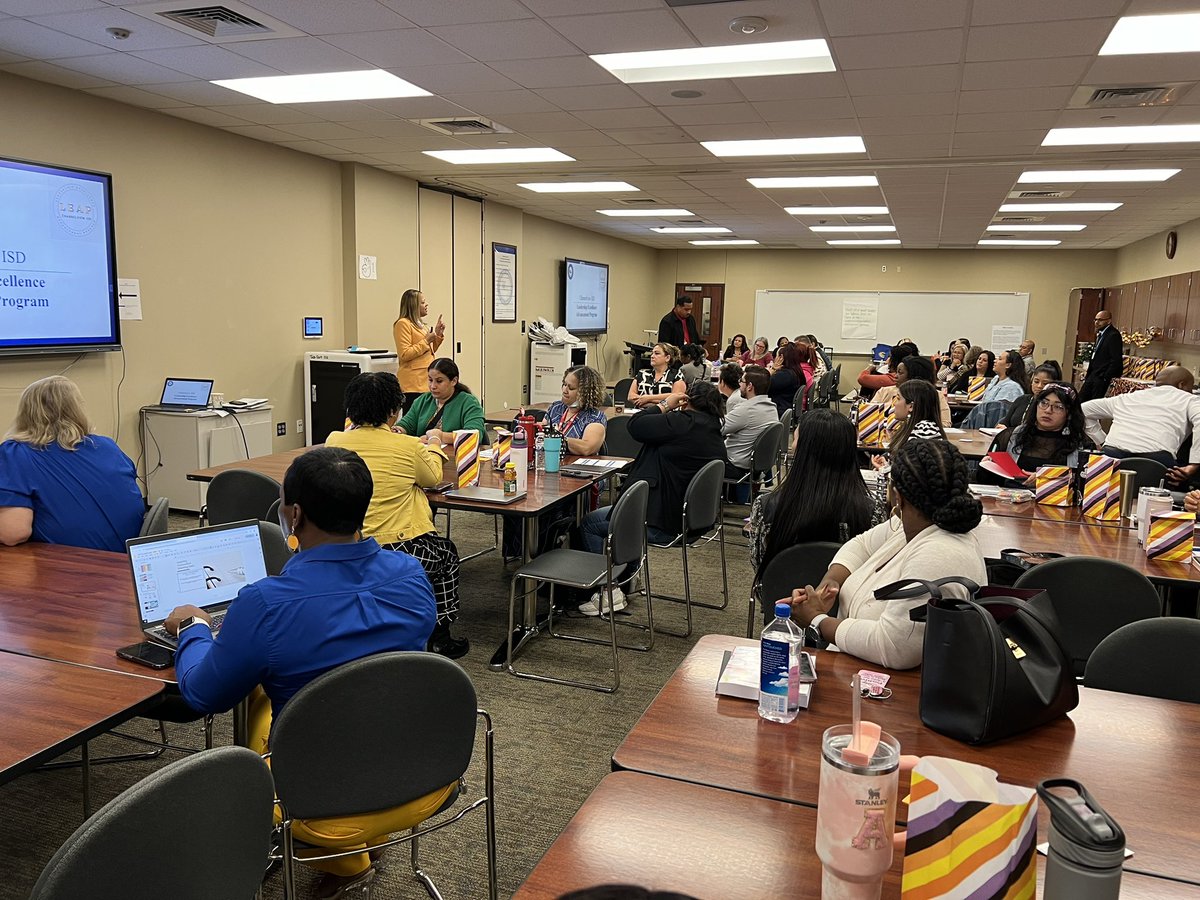 Christy Irvin, EdD (@playcirvin) on Twitter photo Welcome to the 2024-2025 LEAP (Leadership Excellence Advancement Pathway) Leadership Cohort in <a href="/ChannelviewISD/">Channelview Independent School District</a>! #intentionalexcellence Welcome to the 2024-2025 LEAP (Leadership Excellence Advancement Pathway) Leadership Cohort in <a href="/ChannelviewISD/">Channelview Independent School District</a>! #intentionalexcellence