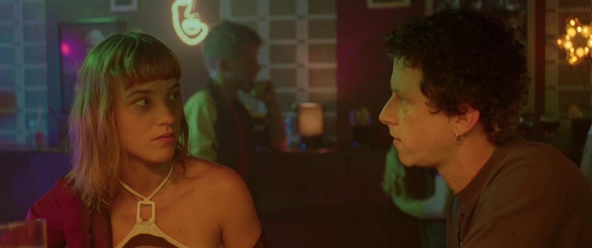 FuckCinephiles's tweet photo. Joli premier effort, même si perfectible, que #Fario, simili-coming-of-age movie aux doux contours de fable fantastique (avec un doigt de thriller écolo) sous fond de deuil, qui noue son propos environnemental à la (re)construction de son introverti et vulnérable personnage titre https://t.co/86uyqMNK2q