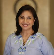 javis_alamat's tweet photo. These two women are the epitome of real public service

#LeniRobredo
#SENRISA https://t.co/8JZIGQ8HrO
