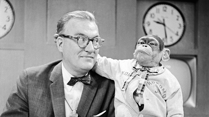 RealGilbertACP's tweet photo. #GGACP #MonkeyWednesday #TVTalkShowHostDay @Franksantopadre @RealGilbert @RheinEsq @fotiadis_art @ECSquares_music @benderoni72 @Big_Daddy1965 @fantle @barrettleddy @JChambers77 @TODAYshow https://t.co/3NqRn0Ew70