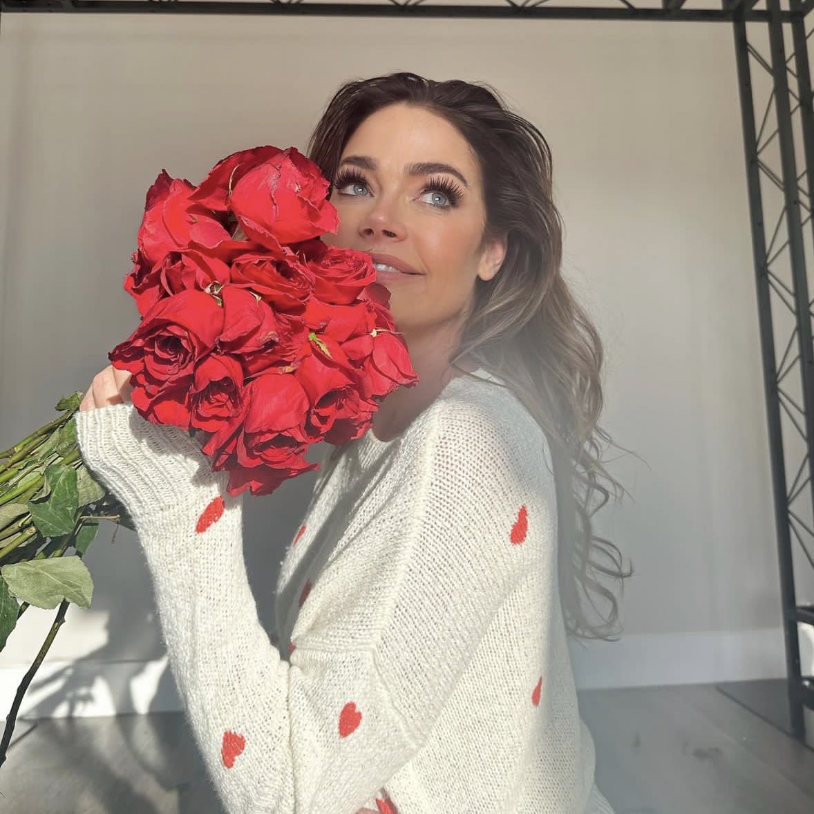 SofiaMarigoldRP's tweet image. Production gave me my flowers, will you?
#Season7 #LHOD🌟