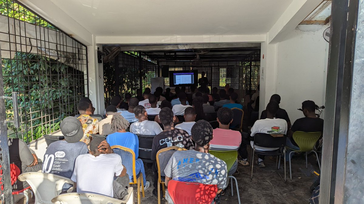wayne_gakuo's tweet photo. Full house 🎉

@Kai_mwanyumba on stage speaking on "What Does Security Look Like When Building AI in the Open?"

@daytonaio https://t.co/fB8YKMIOZh