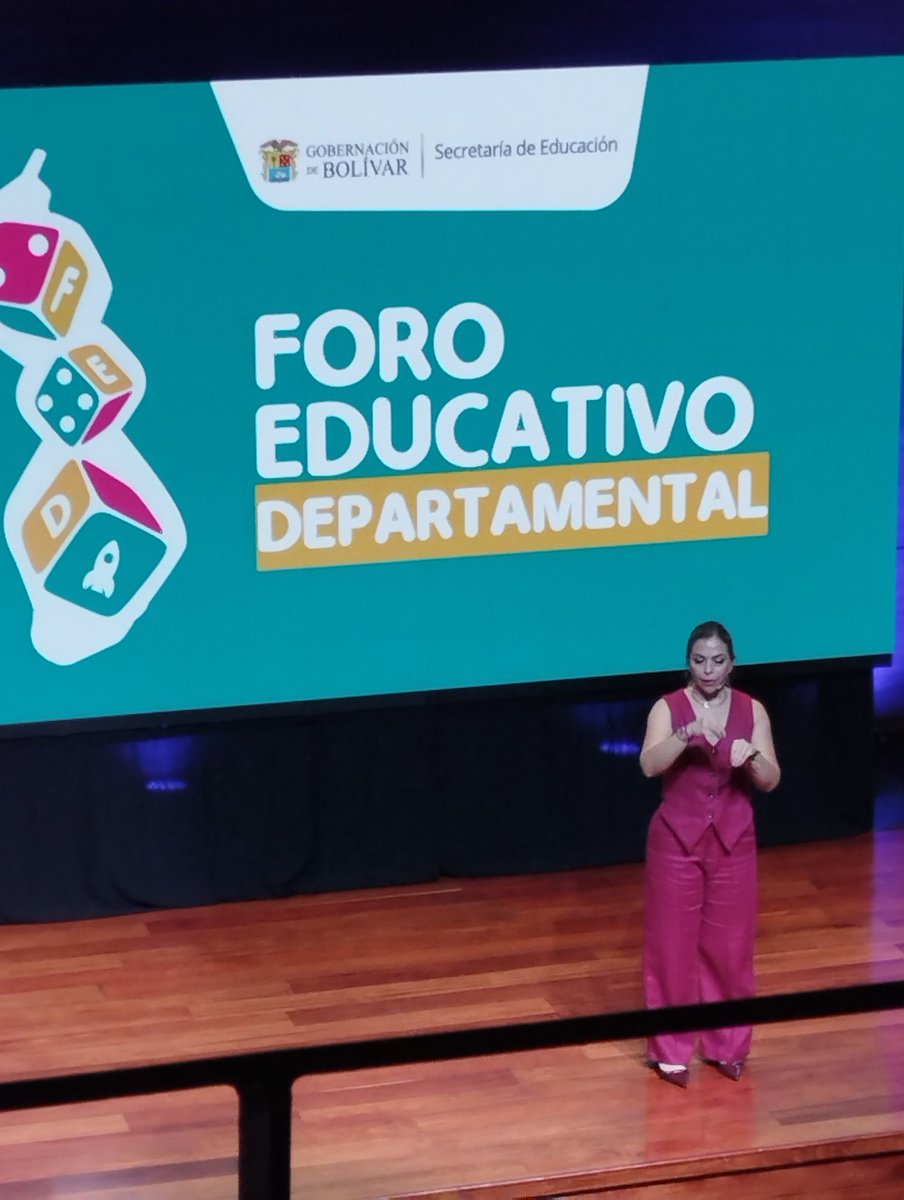profLau86's tweet photo. Segundo día de foro educativo departamental @SEDBOLIVAR  @Mineducacion. Marialabaja sigue presente en este espacio de construcción de aprendizaje y reconocimiento de la labor docente, gracias @SEDBOLIVAR https://t.co/DuED1eSZ4H