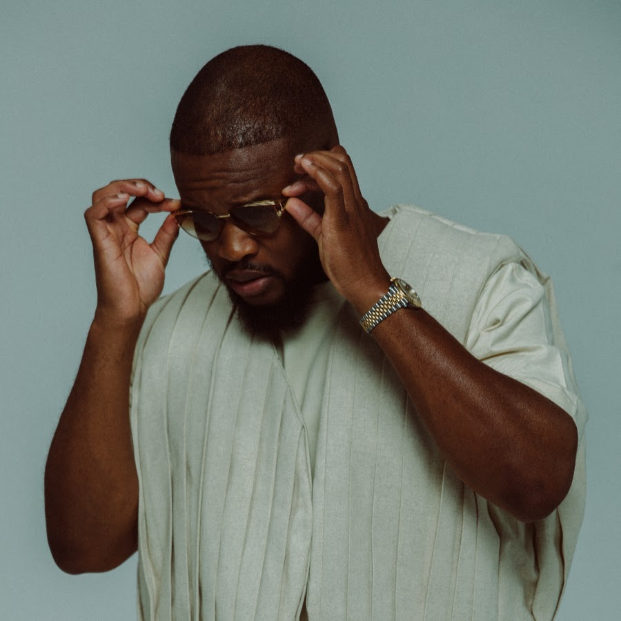 RapCityFrance's tweet image. " Crois moi, trop tard arrive souvent trop vite " 

- Dosseh