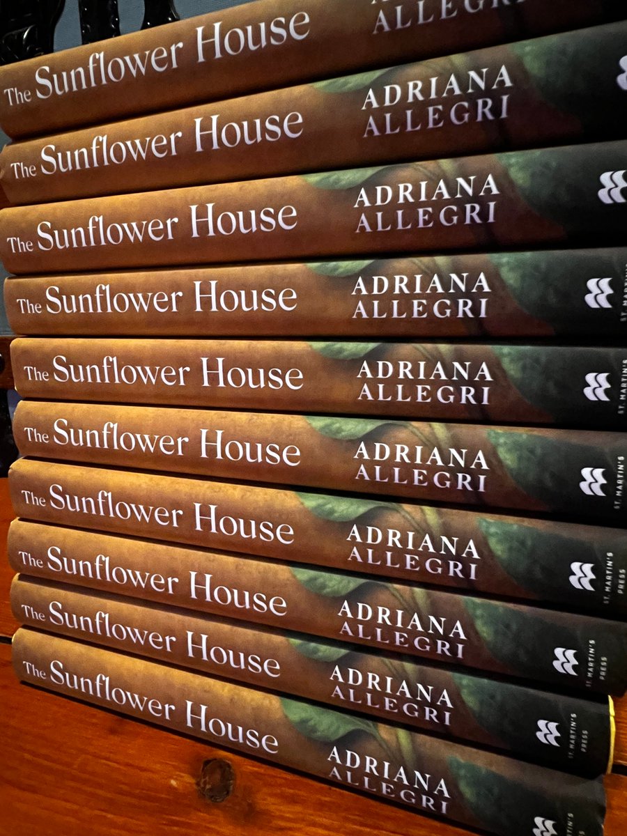 Victress Literary tweet media