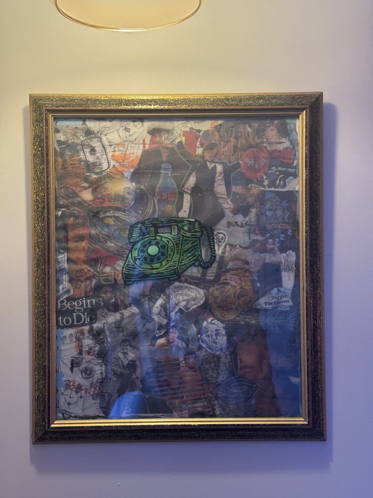 AlbertaUArts's tweet photo. GRAD SHOW: Print Media  

The Grad Show celebrates the talent, determination and creativity of our students. 

Credit: 
“Portrait of a old ass phone” by Seth Rasporich
“Scopophila/phobia” by Cleo Shedden 

https://t.co/L8lzLs9T8g https://t.co/SczZKuAuYu