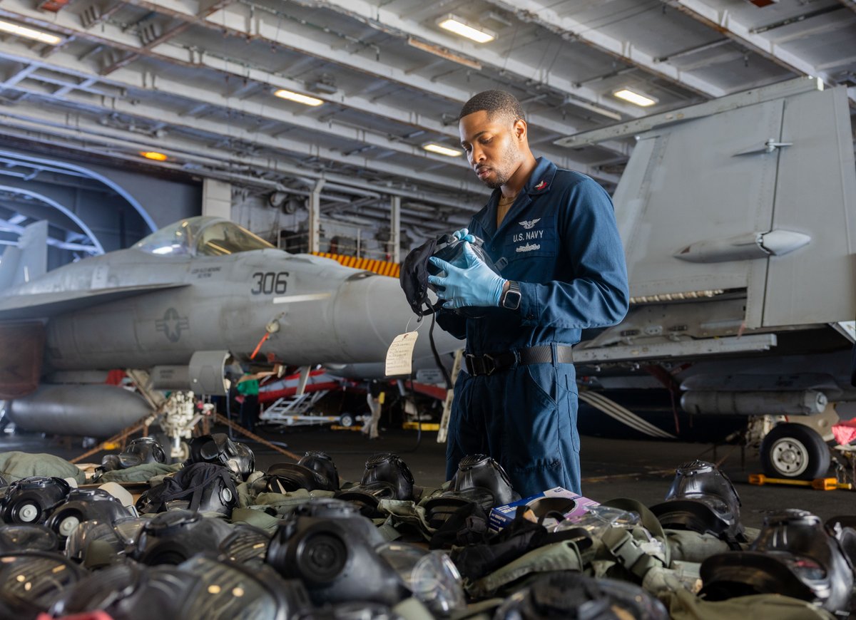 US_EUCOM's tweet image. Running a ship like the USS Harry S. Truman (CVN 75) takes all hands. These are the real life sailors and people running point, getting after staying #agileanddynamic and keeping our nation, Allies and partners #readyandpostured.