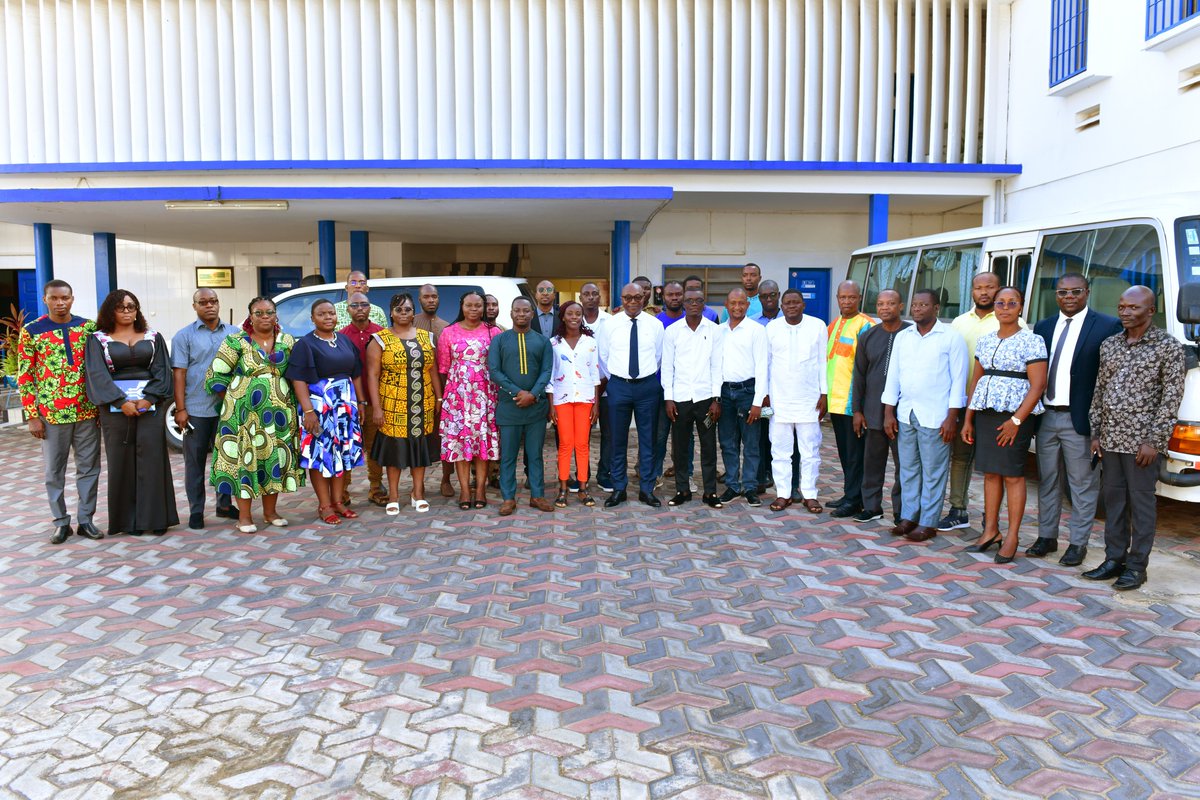 L'Initiative (@ef_linitiative) on Twitter photo 🩺 Bonne rentrée aux étudiants du Master de Santé Publique - Épidémiologie de Terrain de <a href="/UniveLomeTg/">Université de Lomé</a> !
⚕️ Avec notre soutien, ce master vise à former 60 agents de santé en Afrique de l’Ouest en promouvant l’égalité des genres. Notre financement permet de fournir bourses 🩺 Bonne rentrée aux étudiants du Master de Santé Publique - Épidémiologie de Terrain de <a href="/UniveLomeTg/">Université de Lomé</a> !
⚕️ Avec notre soutien, ce master vise à former 60 agents de santé en Afrique de l’Ouest en promouvant l’égalité des genres. Notre financement permet de fournir bourses