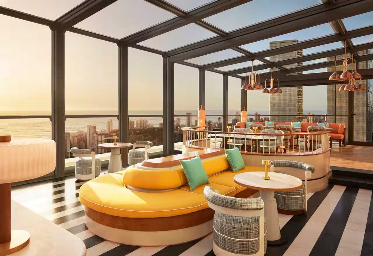 AER, MUMBAI 🇮🇳

If you ever find yourself in Mumbai, check out this bar.

It's as insane as it gets in the whole country, relatively new, and the views of the city &amp; the sea are unmatched. 

Find it on top of the Four Seasons hotel.