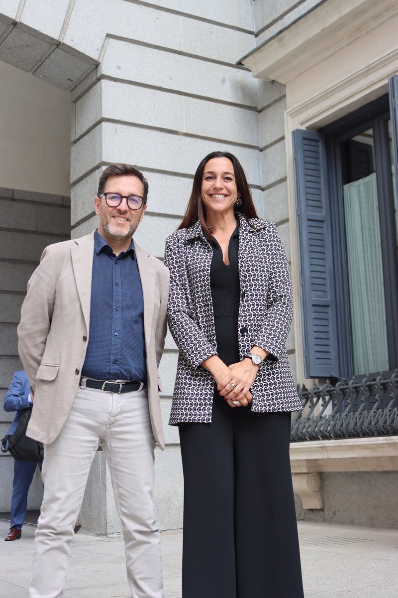 🗣️ Amb el portaveu de justícia del grup socialista al congreso i primer secretari del <a href="/PSCVOCC/">PSC Vallès Occidental</a> <a href="/arandapaco/">Paco Aranda</a> contents que la feina feta dona el seu fruit.
🤝🏼L’acord entre Socialistes i Junts farà possible que Sant Cugat tingui per fi el seu propi Jutjat de Primera Instància i