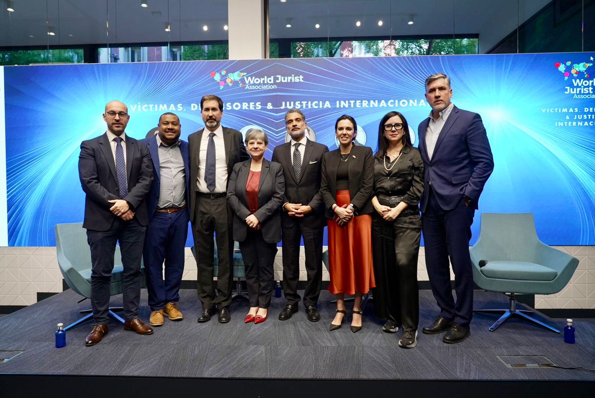 ¡Justicia y libertad para Venezuela!

Desde Madrid, en un foro organizado por el World Jurist Association, junto al Foro Argentino por la Defensa de la Democracia, Voces de la Memoria, Defiende Venezuela, Human Rights Foundation y el World Liberty Congress, celebramos los avances
