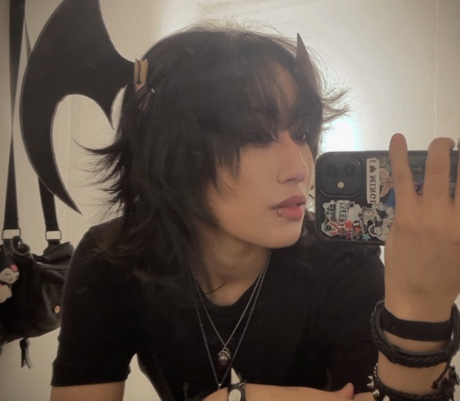 bloodcurdle's tweet photo. 🌀🌀 YOU want to be my mutual so bad 🌀🌀

#anisd #promotwt #akirafudo #mhatwt #bkdktwt https://t.co/85n53gIMo5