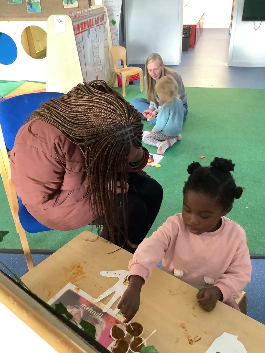 A wonderful afternoon spent experiencing Diwali with our lovely families.
#eyfs #parentalengagement #learninginaction