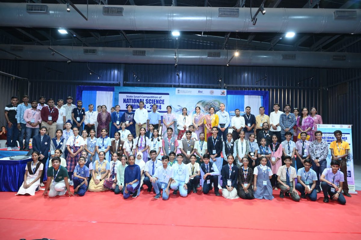 LokVigyan's tweet image. Today @InfoGujcost has Organised #StateLevel #NationalScienceSeminar2024 held on &quot;Artificial Intelligence:Potentials &amp;amp; Concerns&quot;  @GujScienceCity in which 2 Young Minds representing the Banaskantha District.